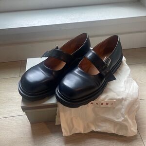 Marni Mary Jane Oxford leather dress shoes size 41 (US 10.5)
